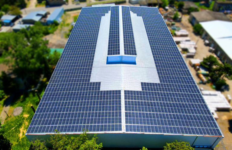 Grosse Solaranlage für Unternmen-Gewerbe-Industrie-Business-1100-kWp