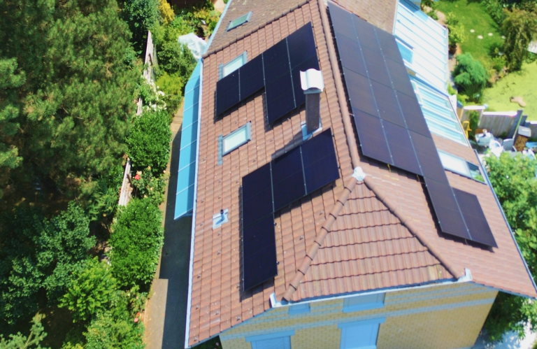 Solaranlage in Aarbug von EcoVille mit der Gesamtleistung 11.04 kWp